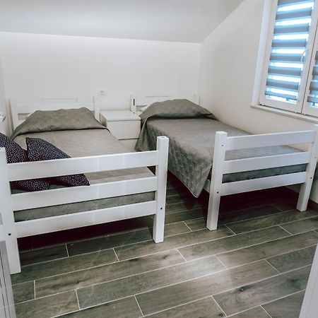 Apartment Drazena โตรกีร์ ภายนอก รูปภาพ