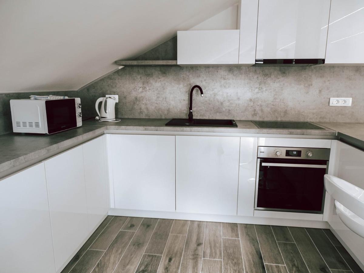 Apartment Drazena โตรกีร์ ภายนอก รูปภาพ