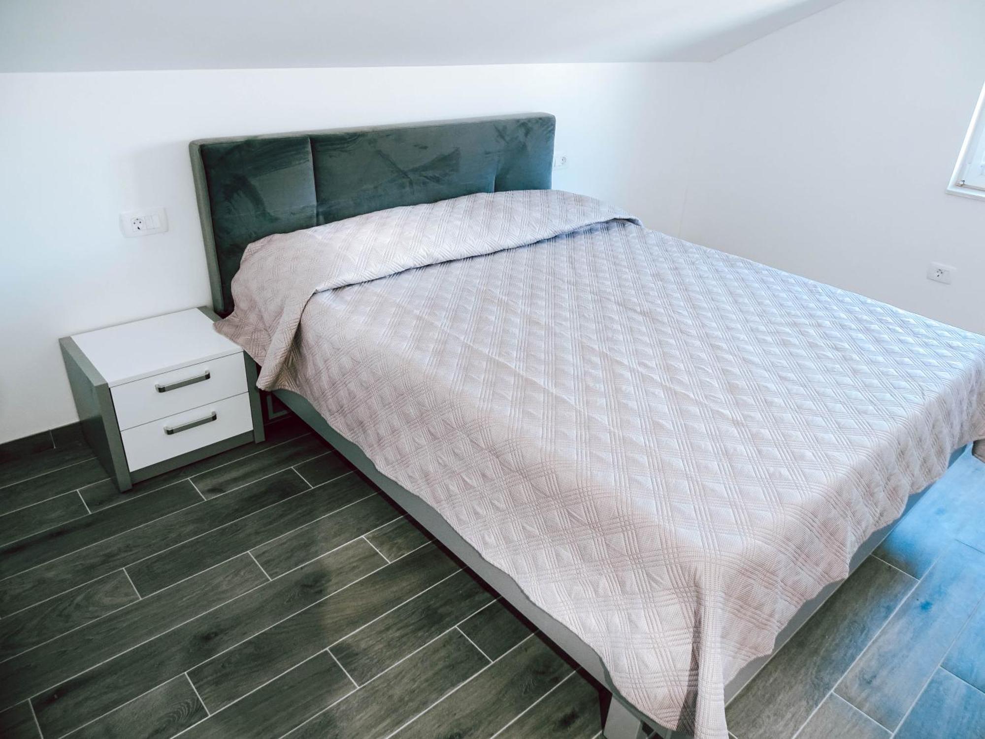 Apartment Drazena โตรกีร์ ภายนอก รูปภาพ