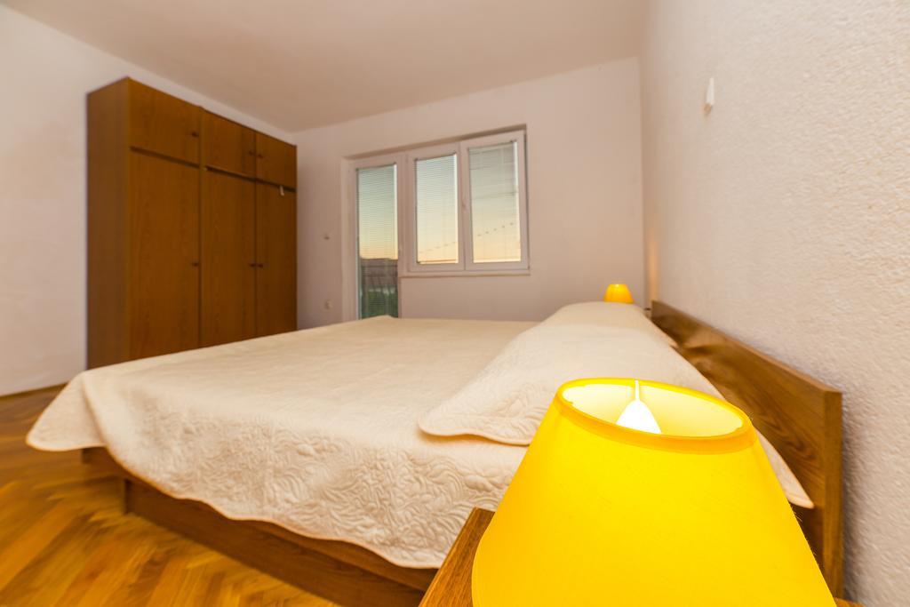 Apartment Drazena โตรกีร์ ภายนอก รูปภาพ